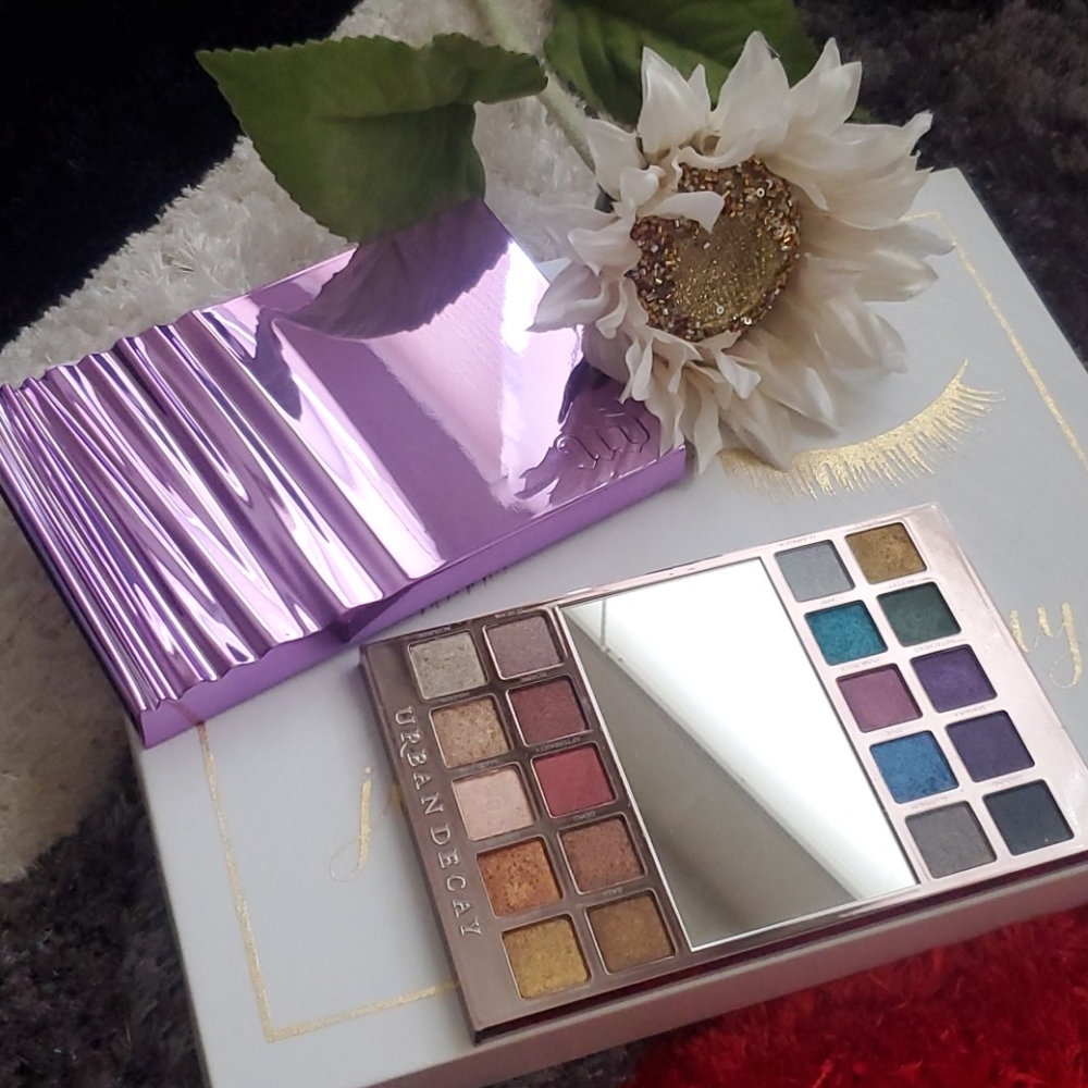 Beauty with an edge by URBAN DECAY